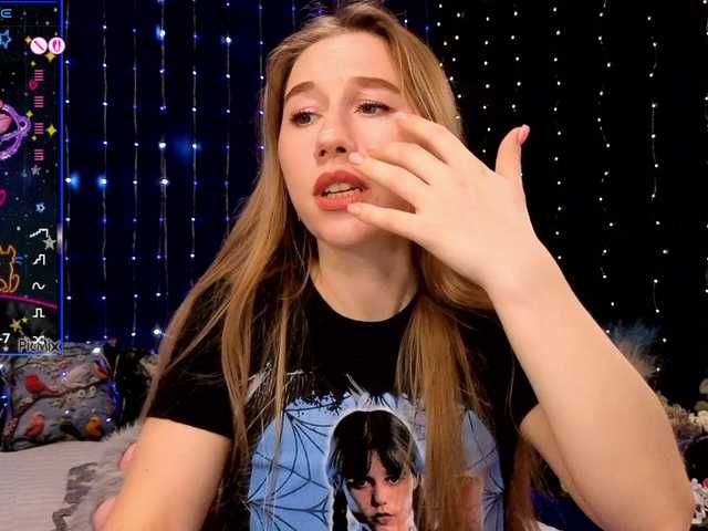 kiska-wansday07's BongaCams show and profile