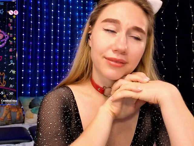 kiskaWEDNESDAY live cam preview