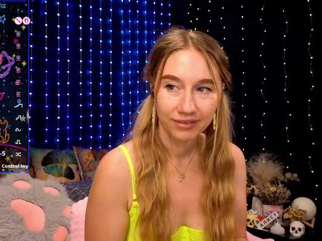 kiska-wansday07 live cam on BongaCams