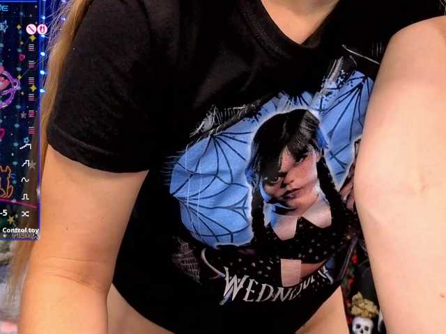 kiska-wansday07 live cam on BongaCams