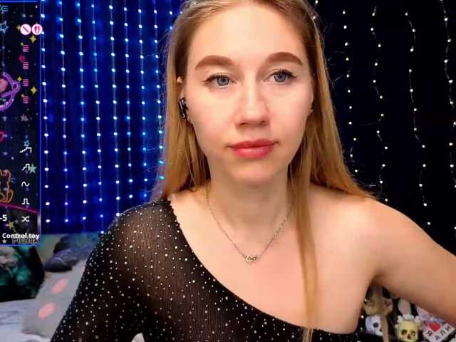 kiskaWEDNESDAY live cam preview