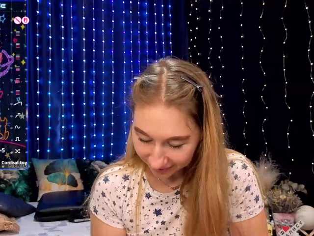 kiska-wansday07 live cam on BongaCams