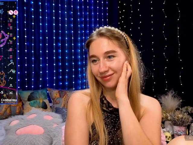 kiska-wansday07 live cam on BongaCams