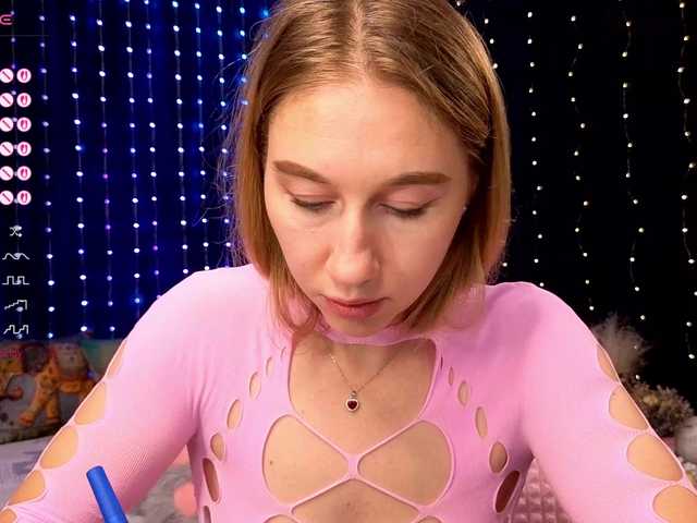 kiska-wansday07 live cam on BongaCams
