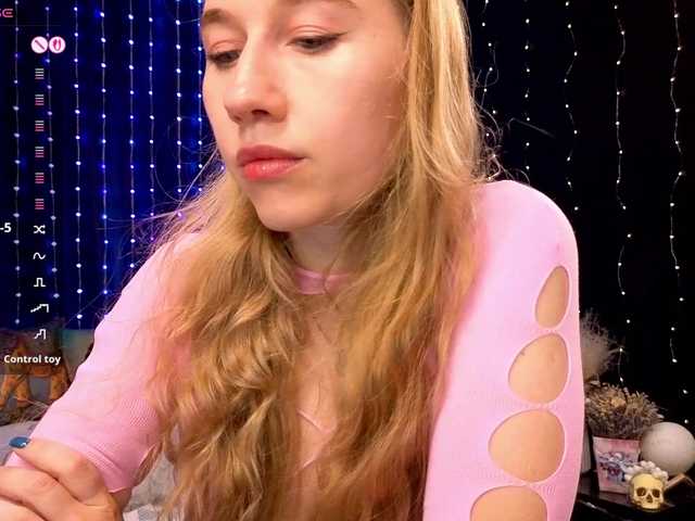 kiska-wansday07 live webcam show