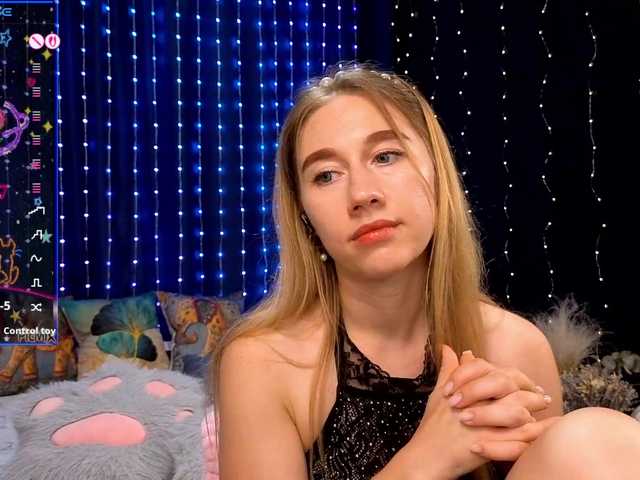 kiska-wansday07 live cam on BongaCams