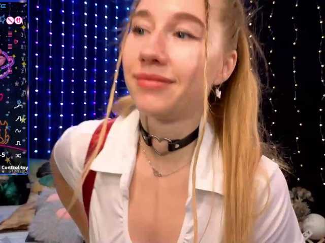kiska-wansday07 live cam on BongaCams