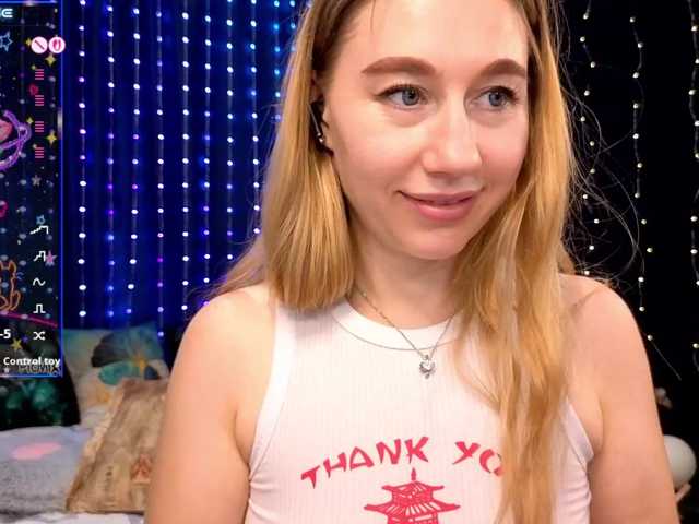 kiska-wansday07 live cam on BongaCams