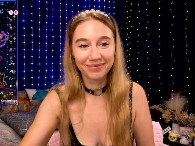 kiska-wansday07 live cam on BongaCams