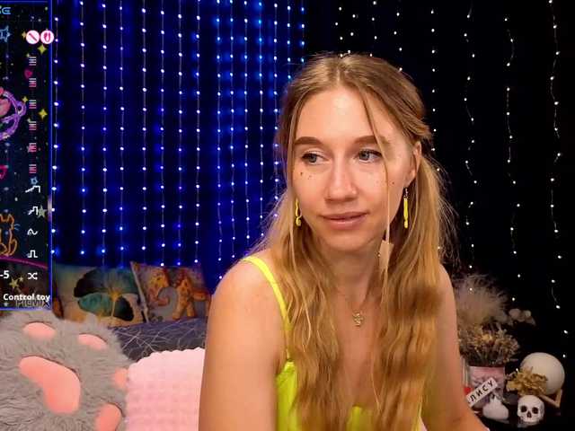 kiska-wansday07 live cam on BongaCams