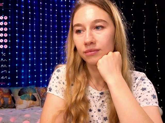 kiska-wansday07 live cam on BongaCams