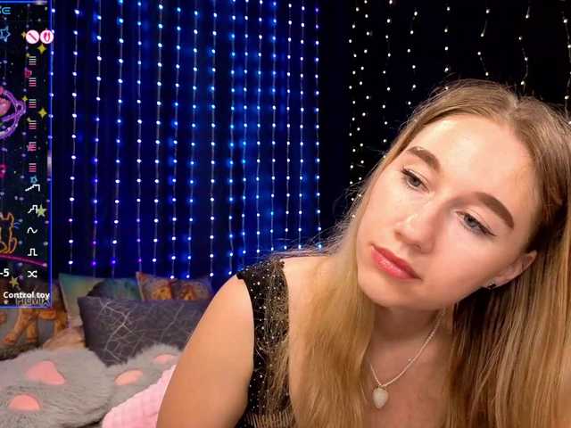 kiska-wansday07 live cam on BongaCams