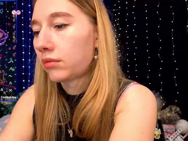 kiska-wansday07 live cam on BongaCams