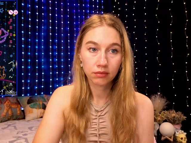 kiska-wansday07 live cam on BongaCams