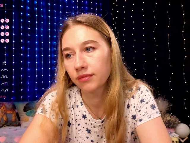kiska-wansday07 live cam on BongaCams