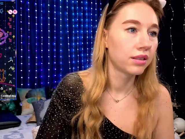 kiska-wansday07 live cam on BongaCams