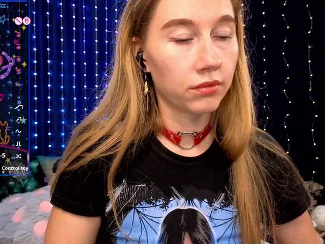 kiskaWEDNESDAY