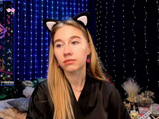 kiska-wansday07 live cam on BongaCams