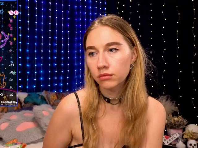 kiska-wansday07 live cam on BongaCams