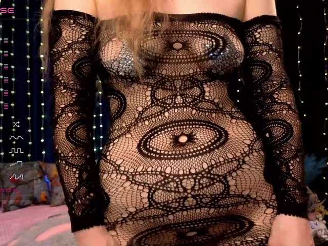 kiska-wansday07 live cam on BongaCams