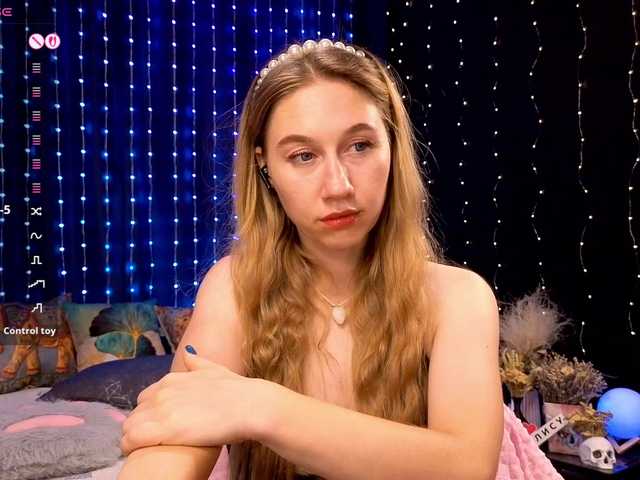 kiska-wansday07 live webcam show