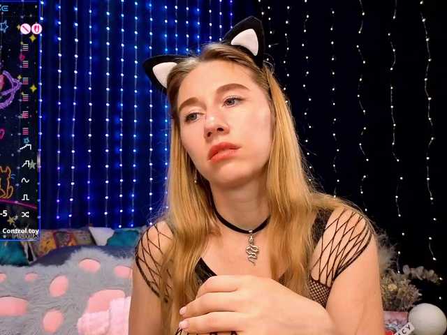 kiska-wansday07 live cam on BongaCams