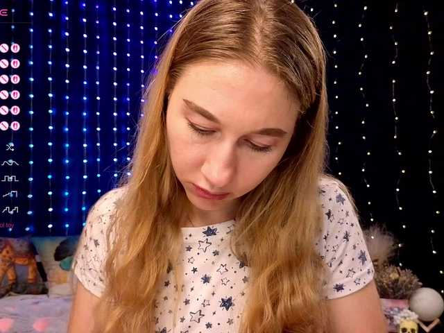 kiska-wansday07 live cam on BongaCams