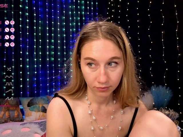 kiska-wansday07 live cam on BongaCams