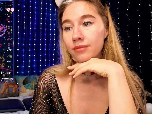 kiska-wansday07 live cam on BongaCams