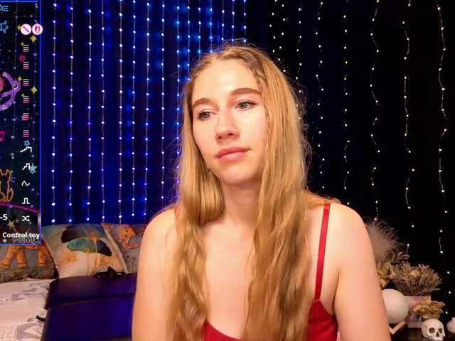kiska-wansday07 live cam on BongaCams