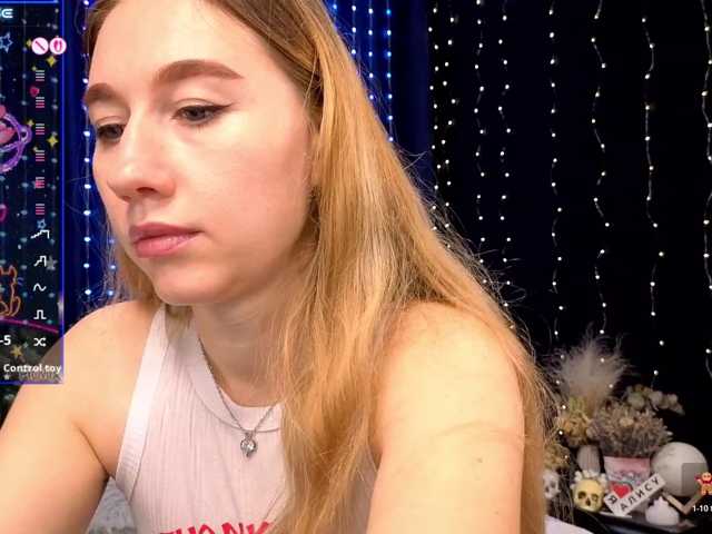 kiska-wansday07 live cam on BongaCams