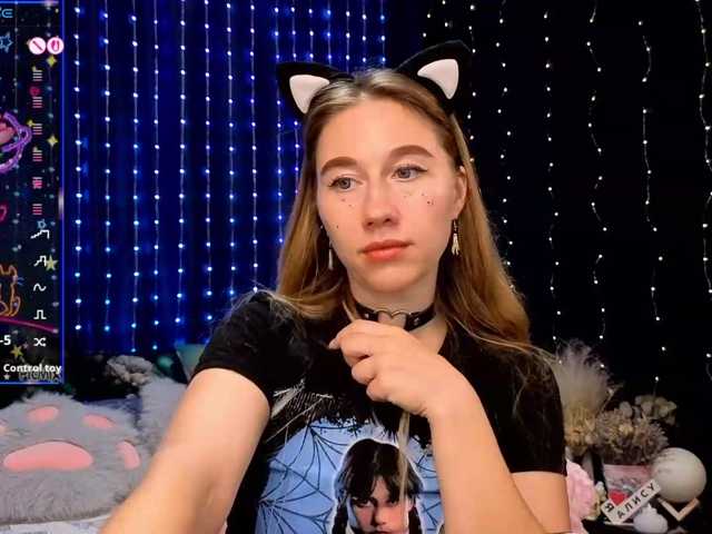 kiska-wansday07 live cam on BongaCams