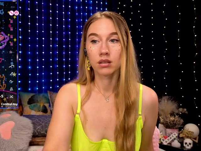 kiska-wansday07 live cam on BongaCams