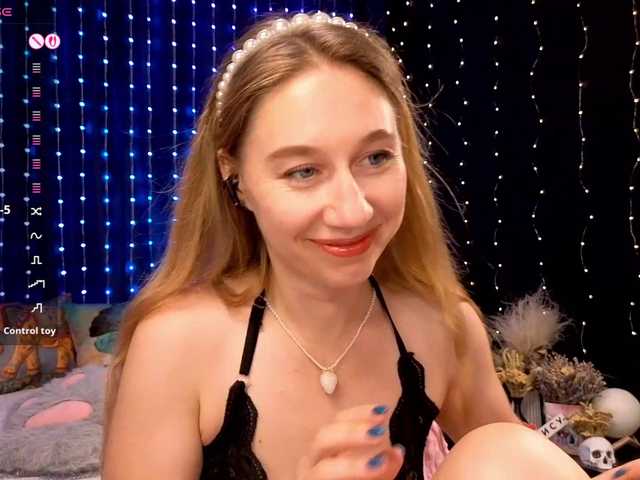 kiska-wansday07 live webcam show