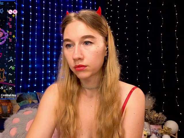 kiska-wansday07 live cam on BongaCams