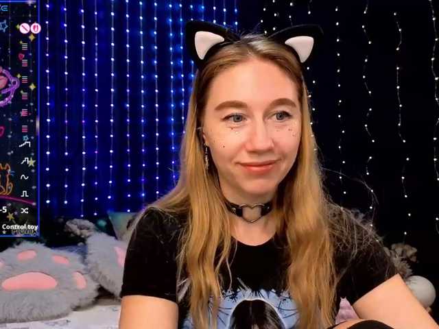 kiska-wansday07 live cam on BongaCams