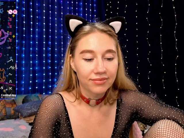 kiska-wansday07 live cam on BongaCams