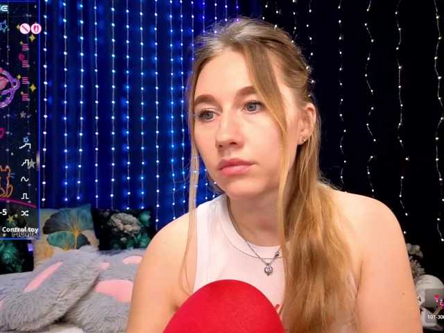 kiska-wansday07 live cam on BongaCams