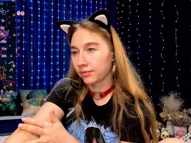 kiskaWEDNESDAY live cam preview
