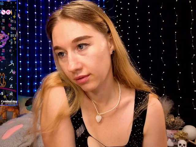 kiska-wansday07 live cam on BongaCams