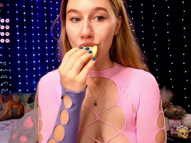 kiska-wansday07 live cam on BongaCams