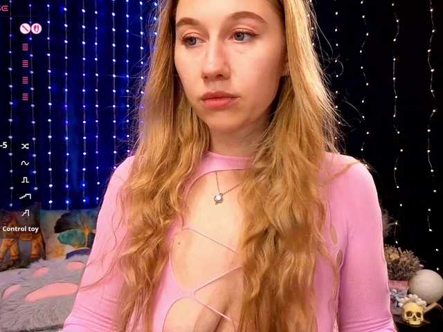 kiska-wansday07 live webcam show