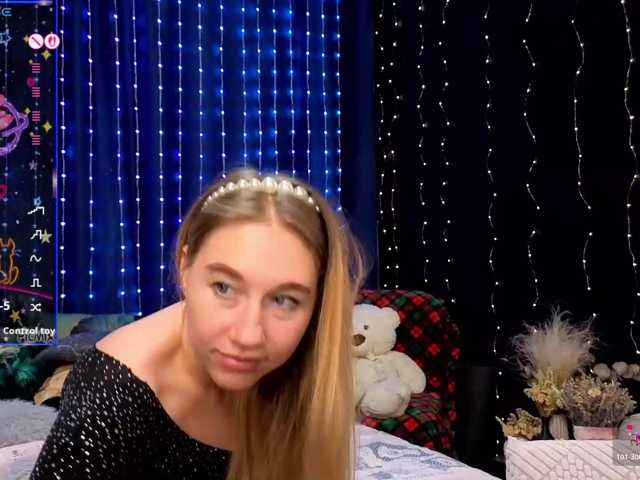 kiskaWEDNESDAY live cam preview