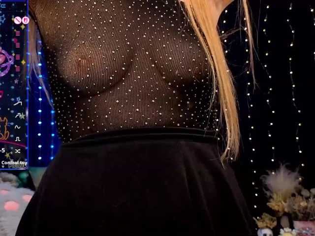 kiskaWEDNESDAY live cam preview