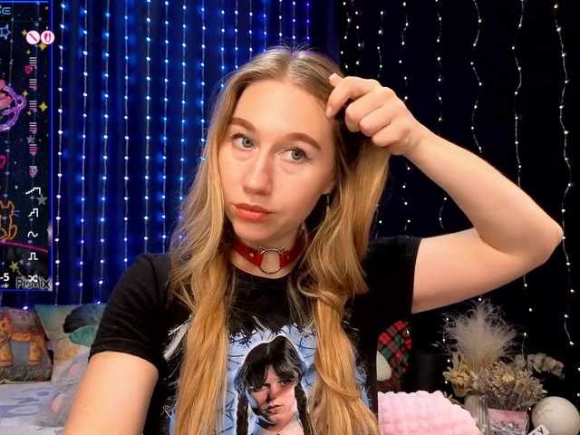 kiska-wansday07 live cam on BongaCams
