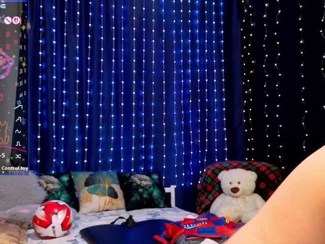 kiska-wansday07 live cam on BongaCams