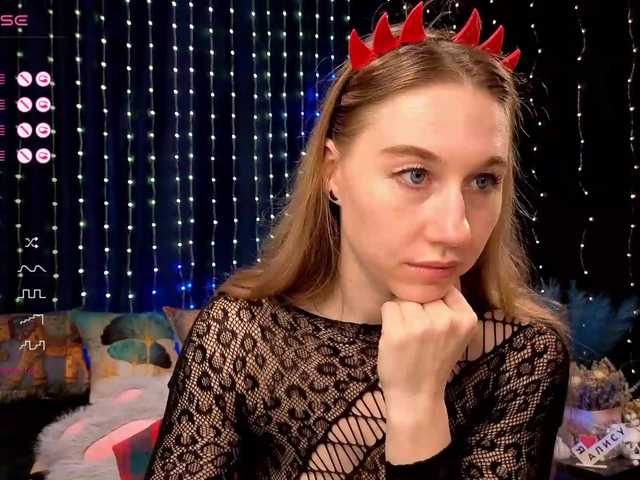 kiska-wansday07 live cam on BongaCams