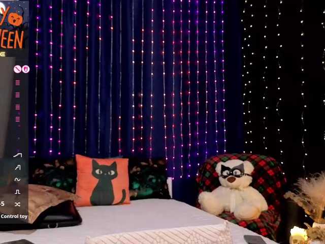kiskaWEDNESDAY live cam