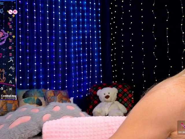 kiska-wansday07 live cam on BongaCams