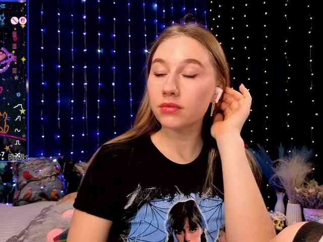 kiskaWEDNESDAY webcam